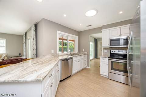 363 Juli Fe Dr, Naples FL - photo 6 of 27