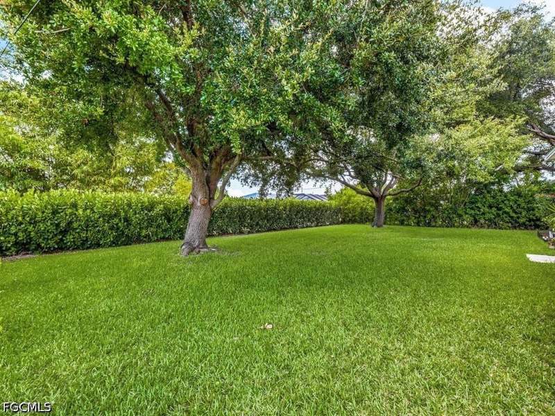 3 bedroom SingleFamilyResidence at 206 SE 28th TER, CAPE CORAL, Cape Coral — photo 4