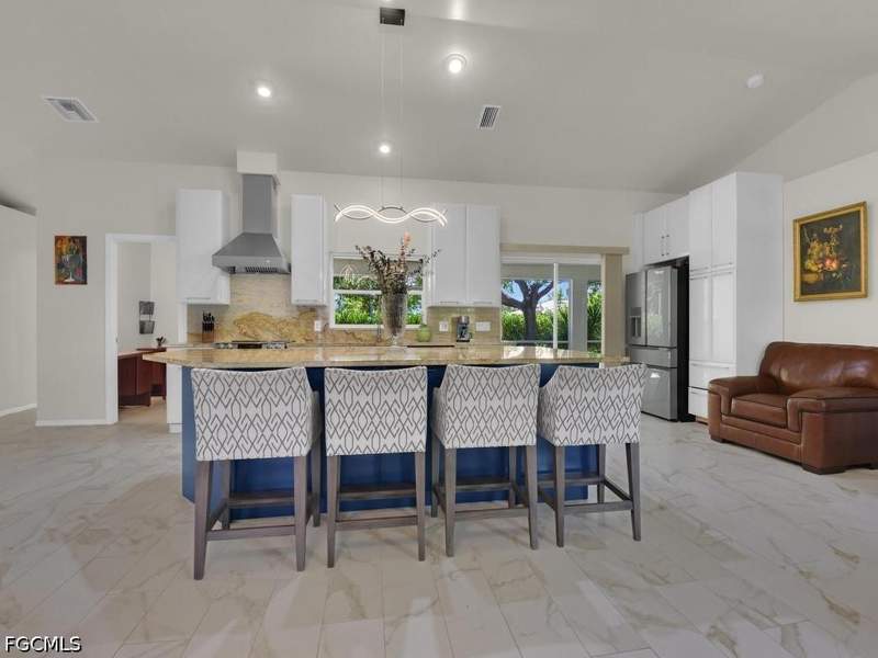 3 bedroom SingleFamilyResidence at 206 SE 28th TER, CAPE CORAL, Cape Coral — photo 5