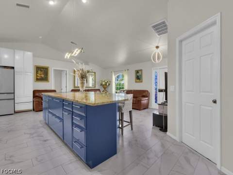 206 SE 28th TER, Cape Coral FL - photo 7 of 28