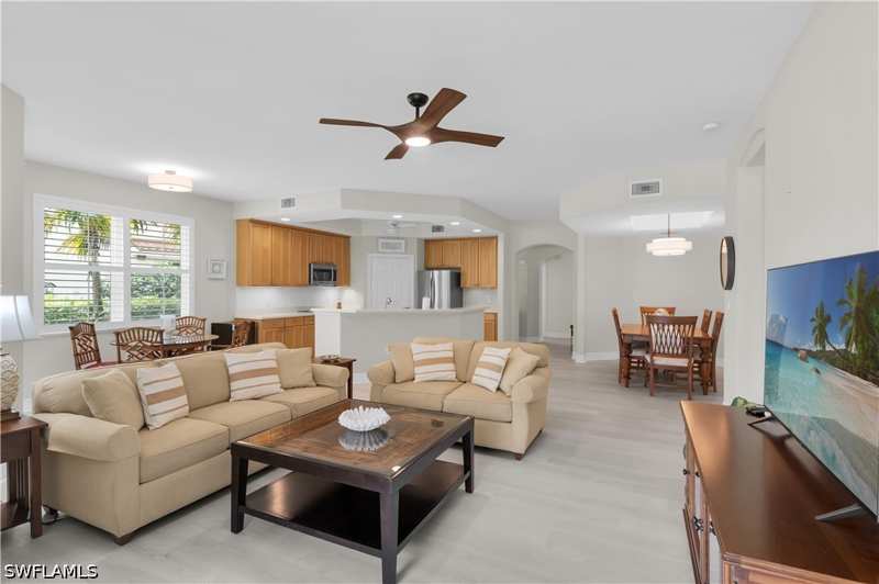 3 bedroom Condominium at 1273 Rialto Way 102, Rialto, Naples — photo 1
