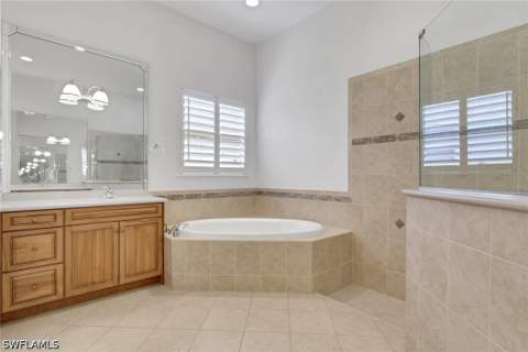 10233 Avonleigh Dr, Bonita Springs FL - photo 15 of 24