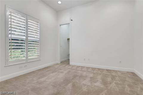 10233 Avonleigh Dr, Bonita Springs FL - photo 16 of 24