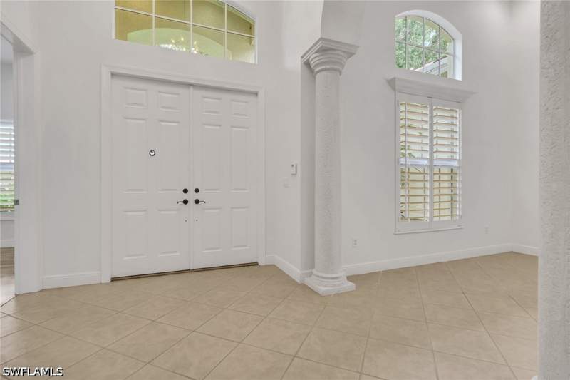 4 bedroom SingleFamilyResidence at 10233 Avonleigh Dr, Fairwinds, Bonita Springs — photo 3