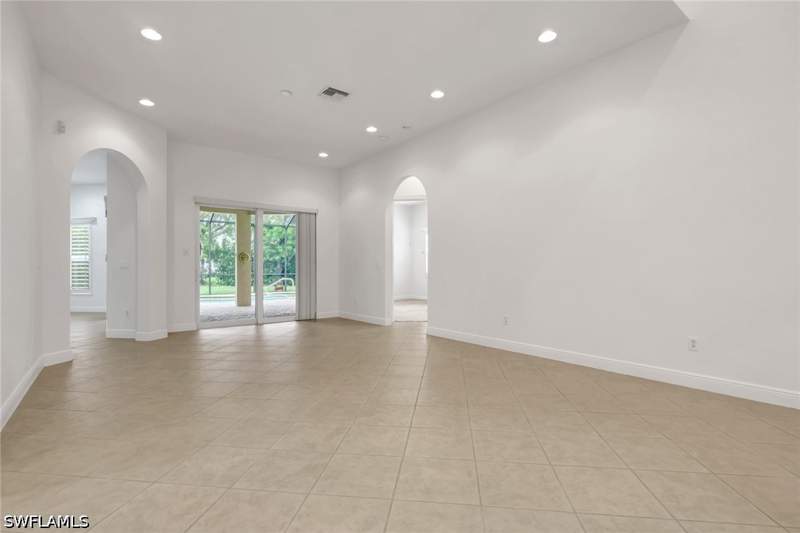 4 bedroom SingleFamilyResidence at 10233 Avonleigh Dr, Fairwinds, Bonita Springs — photo 5
