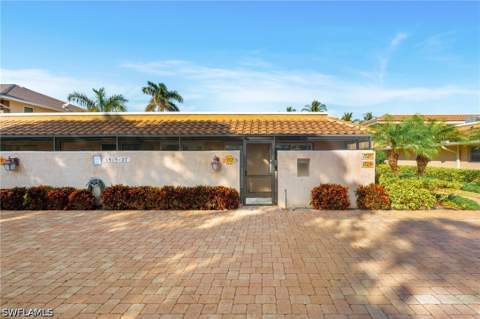 1521 Chesapeake Ave B2, Naples FL - photo 17 of 22