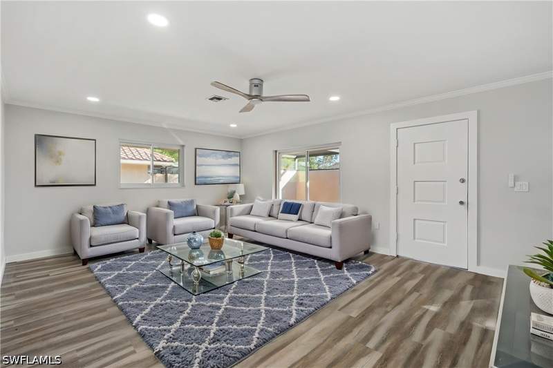 2 bedroom Condominium at 1521 Chesapeake Ave B2, Chesapeake Landings, Naples — photo 2