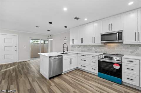 1521 Chesapeake Ave B2, Naples FL - photo 8 of 22