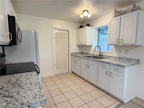17751 Wells Rd, North Fort Myers FL - photo 15 of 34