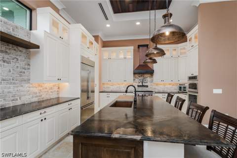 1517 Buccaneer Ct, Marco Island FL - photo 6 of 32