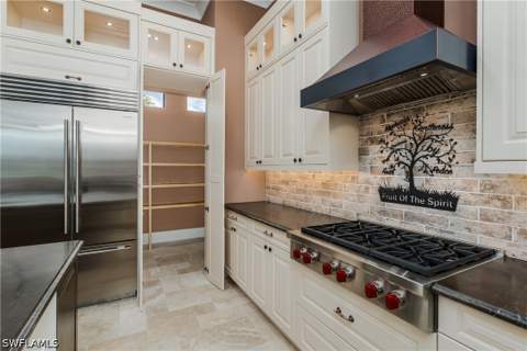 1517 Buccaneer Ct, Marco Island FL - photo 7 of 32