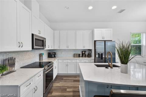 7753 Victoria Cove Ct, Fort Myers FL - photo 10 of 45