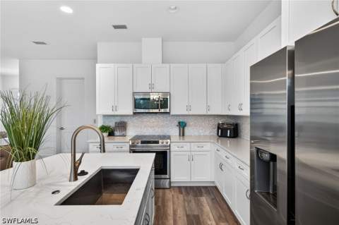 7753 Victoria Cove Ct, Fort Myers FL - photo 14 of 45