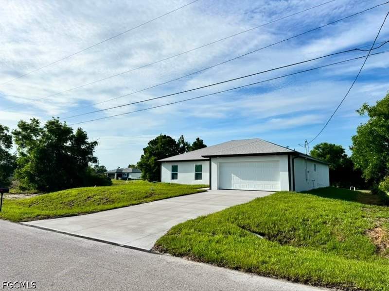 4 bedroom SingleFamilyResidence at 3707 32nd St SW, Lehigh Acres, Lehigh Acres — photo 4