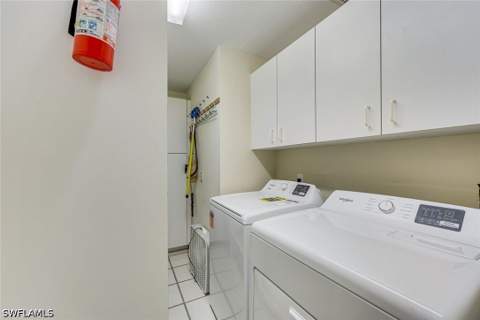 2325 Hidden Lake Dr 1, Naples FL - photo 19 of 37