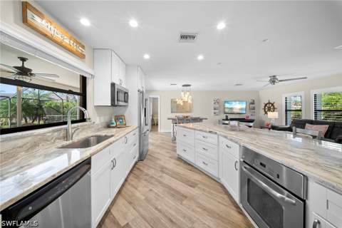 28581 Winthrop Cir, Bonita Springs FL - photo 11 of 37