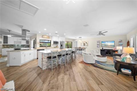 28581 Winthrop Cir, Bonita Springs FL - photo 13 of 37