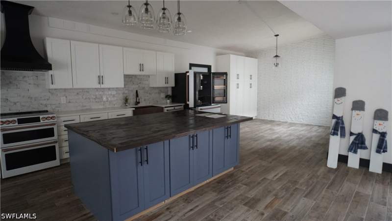 3 bedroom SingleFamilyResidence at 544 Bayside DR, SUNSET COVE, Fort Myers — photo 4