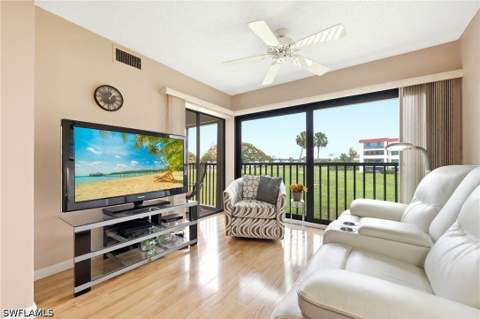 7406 Lake Breeze Dr 218, Fort Myers FL - photo 13 of 48