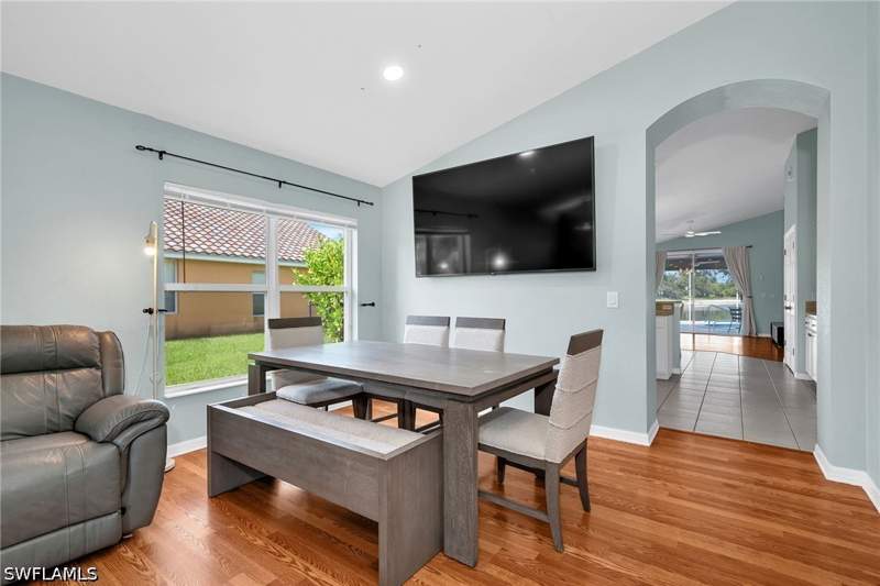 4 bedroom SingleFamilyResidence at 2835 Orange Grove Trl, Valencia Lakes, Naples — photo 5