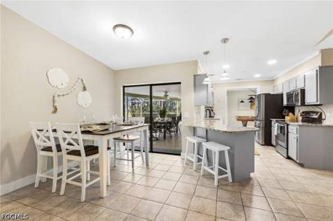 801 SW 52nd St, Cape Coral FL - photo 22 of 36