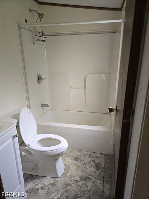 1000 Catawba Ln, Moore Haven FL - photo 9 of 14