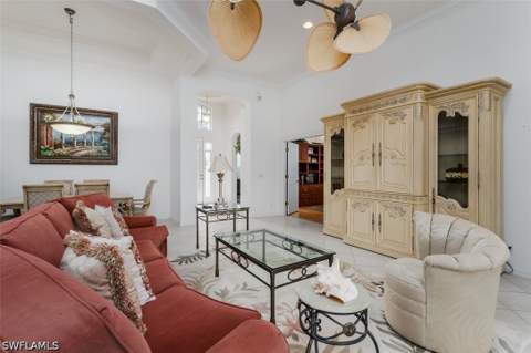 15821 Delaplata Ln, Naples FL - photo 9 of 32