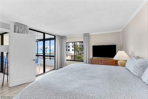 2777 W Gulf Dr 104, Sanibel FL - photo 19 of 46