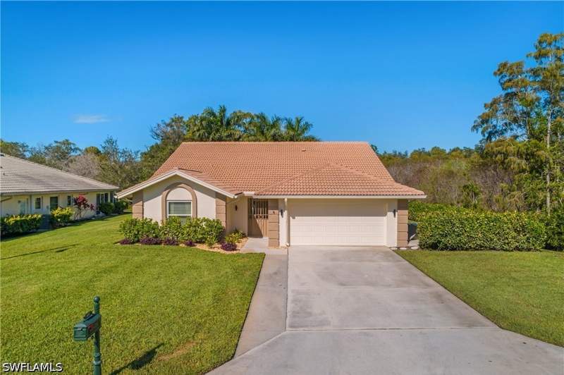 3 bedroom SingleFamilyResidence at 401 Countryside Dr, Countryside, Naples — photo 2