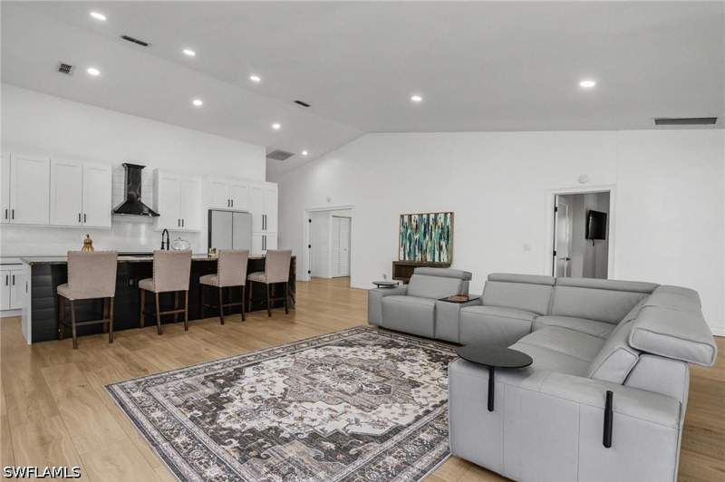 3 bedroom SingleFamilyResidence at 401 Countryside Dr, Countryside, Naples — photo 4