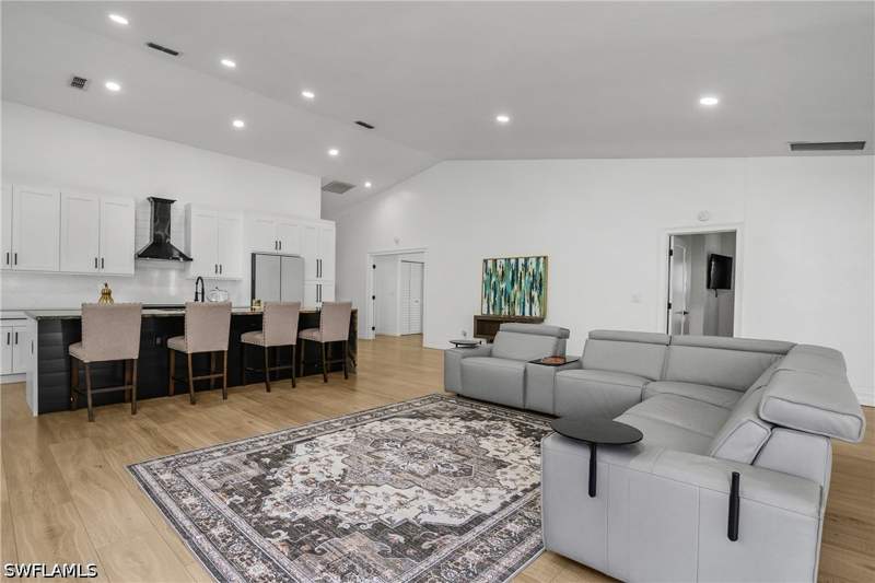 3 bedroom SingleFamilyResidence at 401 Countryside Dr, Countryside, Naples — photo 5