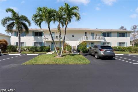 159 E Quails Nest Rd 1084, Naples FL - photo 11 of 21