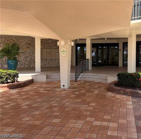 3399 Gulf Shore Blvd N 109, Naples FL - photo 8 of 25