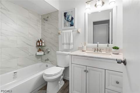 1031 SE 8th Ter 2H, Cape Coral FL - photo 11 of 12