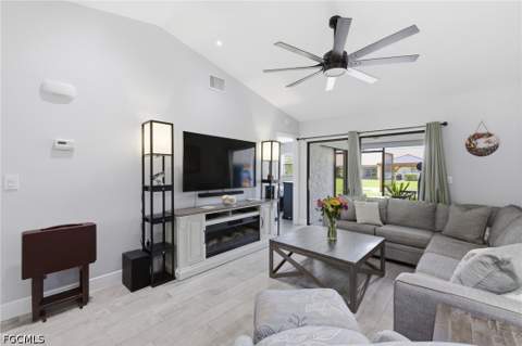 16521 Bayleaf Ln 66, Fort Myers FL - photo 10 of 45