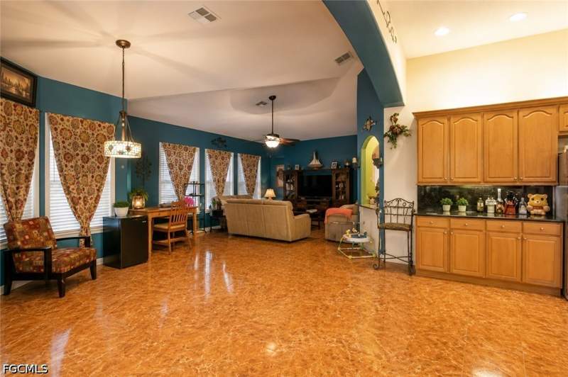4 bedroom SingleFamilyResidence at 611 Clayton Ave, Lehigh Acres, Lehigh Acres — photo 5