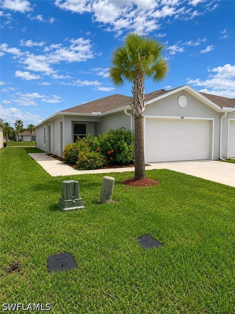 3 bedroom Attached at 9114 Aegean CIR, VISTANNA VILLAS, Lehigh Acres — photo 1