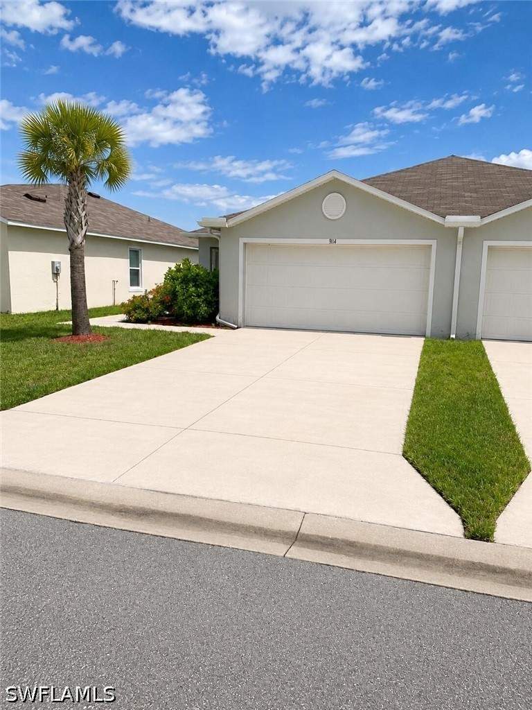 3 bedroom Attached at 9114 Aegean CIR, VISTANNA VILLAS, Lehigh Acres — photo 3
