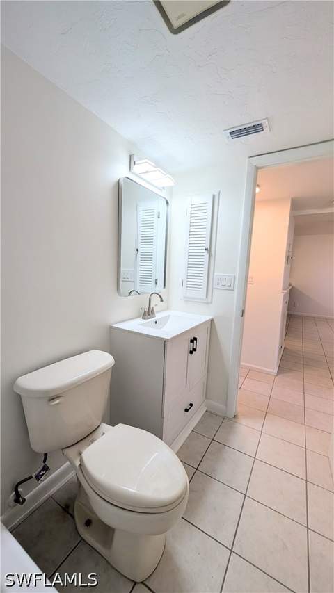 815 Victoria Dr 106, Cape Coral FL - photo 11 of 15