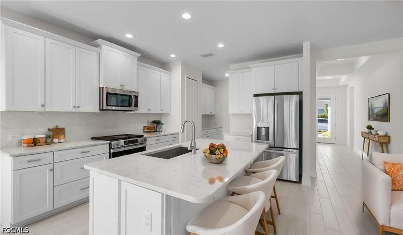 3 bedroom SingleFamilyResidence at 13411 Heritage Preserve Dr, Heritage Preserve, Fort Myers — photo 3