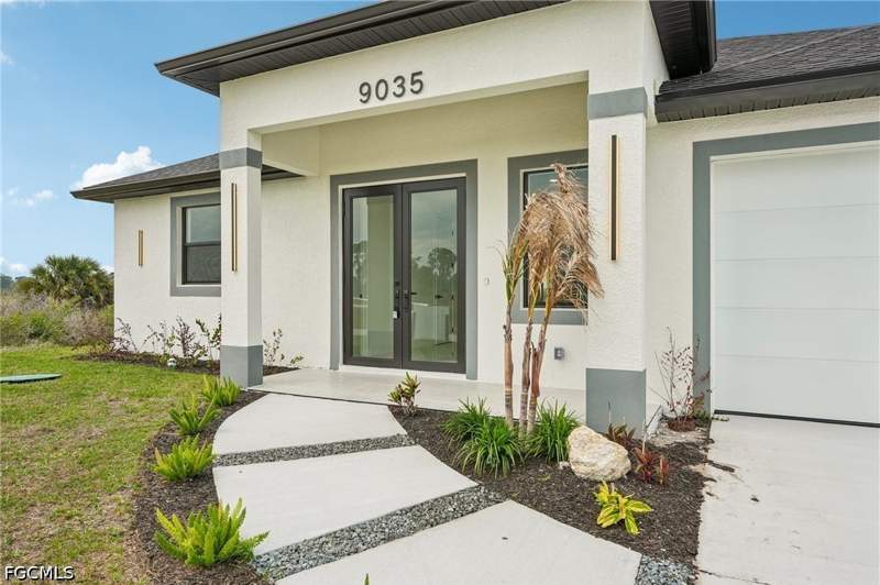 3 bedroom SingleFamilyResidence at 9035 W Broad Cir, Port Labelle, Labelle — photo 5