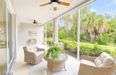 2620 Seychelles Cir 1302, Naples FL - photo 13 of 43