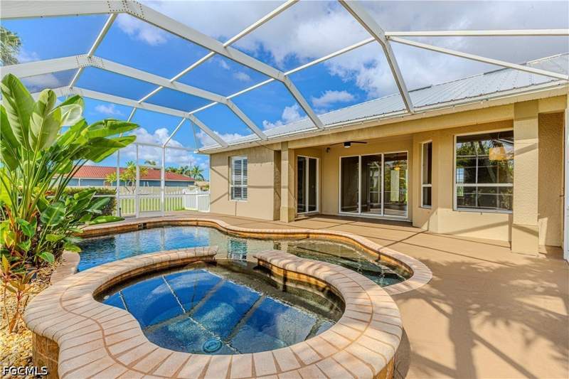 3 bedroom SingleFamilyResidence at 2529 SW 23rd PL, CAPE CORAL, Cape Coral — photo 1