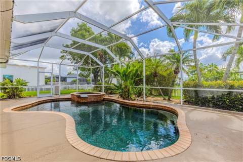 2529 SW 23rd Pl, Cape Coral FL - photo 13 of 35
