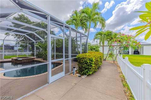 2529 SW 23rd Pl, Cape Coral FL - photo 14 of 35