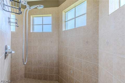 2529 SW 23rd Pl, Cape Coral FL - photo 22 of 35