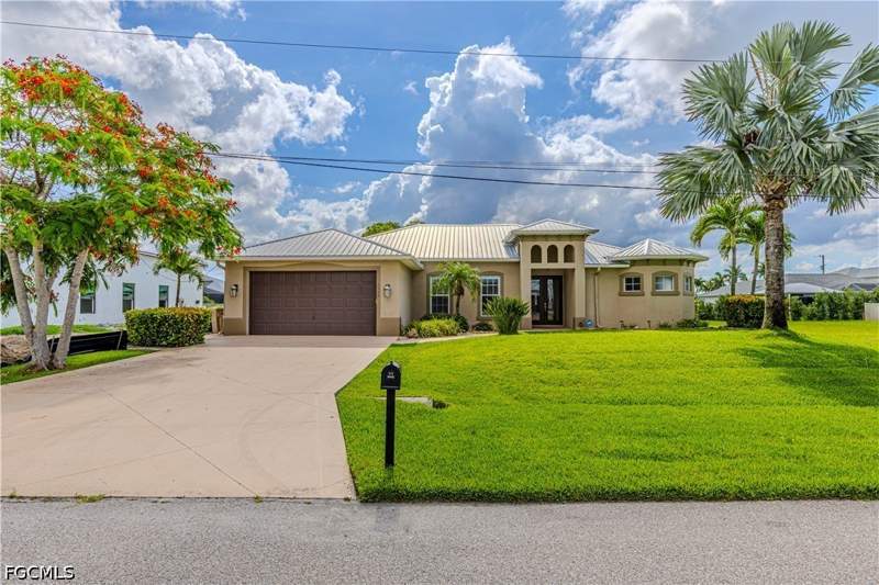 3 bedroom SingleFamilyResidence at 2529 SW 23rd PL, CAPE CORAL, Cape Coral — photo 3