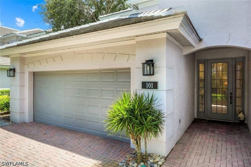 3 bedroom Condominium at 9271 Indigo Isle Ct 101, Indigo Isle, Estero — photo 3