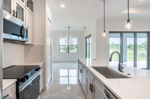 5054 Benton St, Lehigh Acres FL - photo 9 of 37