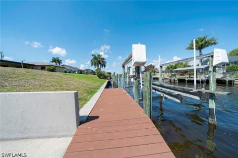 1433 SE 28th Ter, Cape Coral FL - photo 19 of 29
